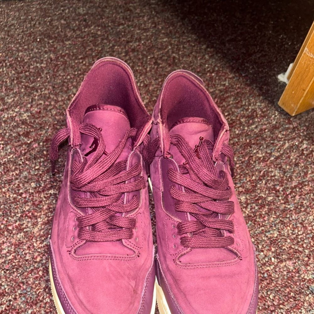 Jordan 3s